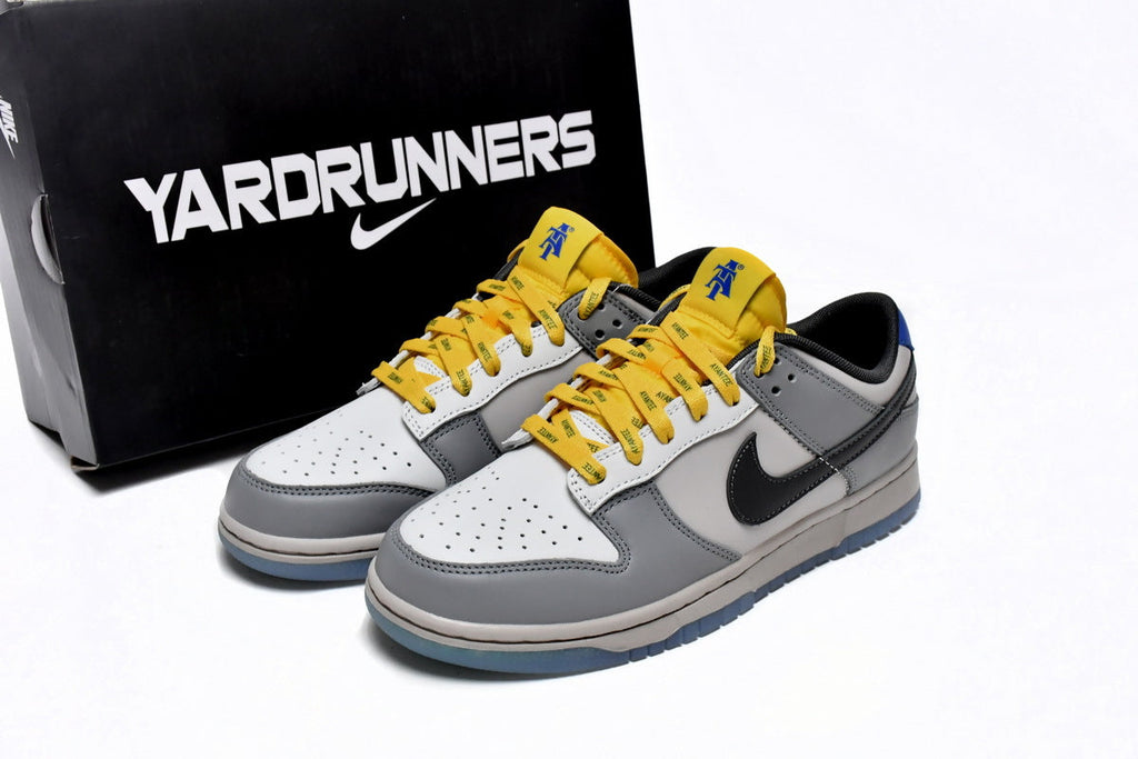 Nike Dunk North Carolina Reps Sneaker DR6187-001