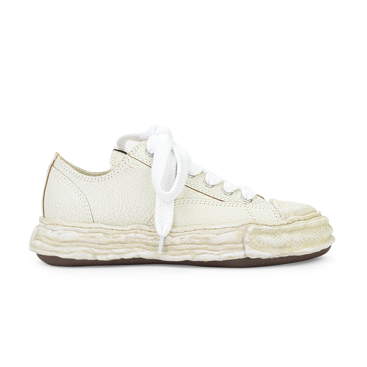 NIB MMY PETERSON LOW CRACKING WHITE LOW-TOP SNEAKER