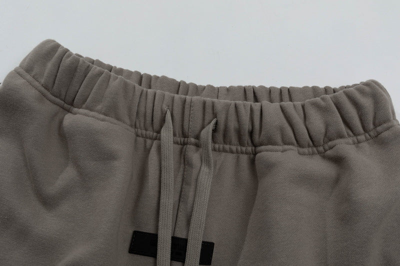 Fear of God Essentials Shorts – Orange Red / Yellow
