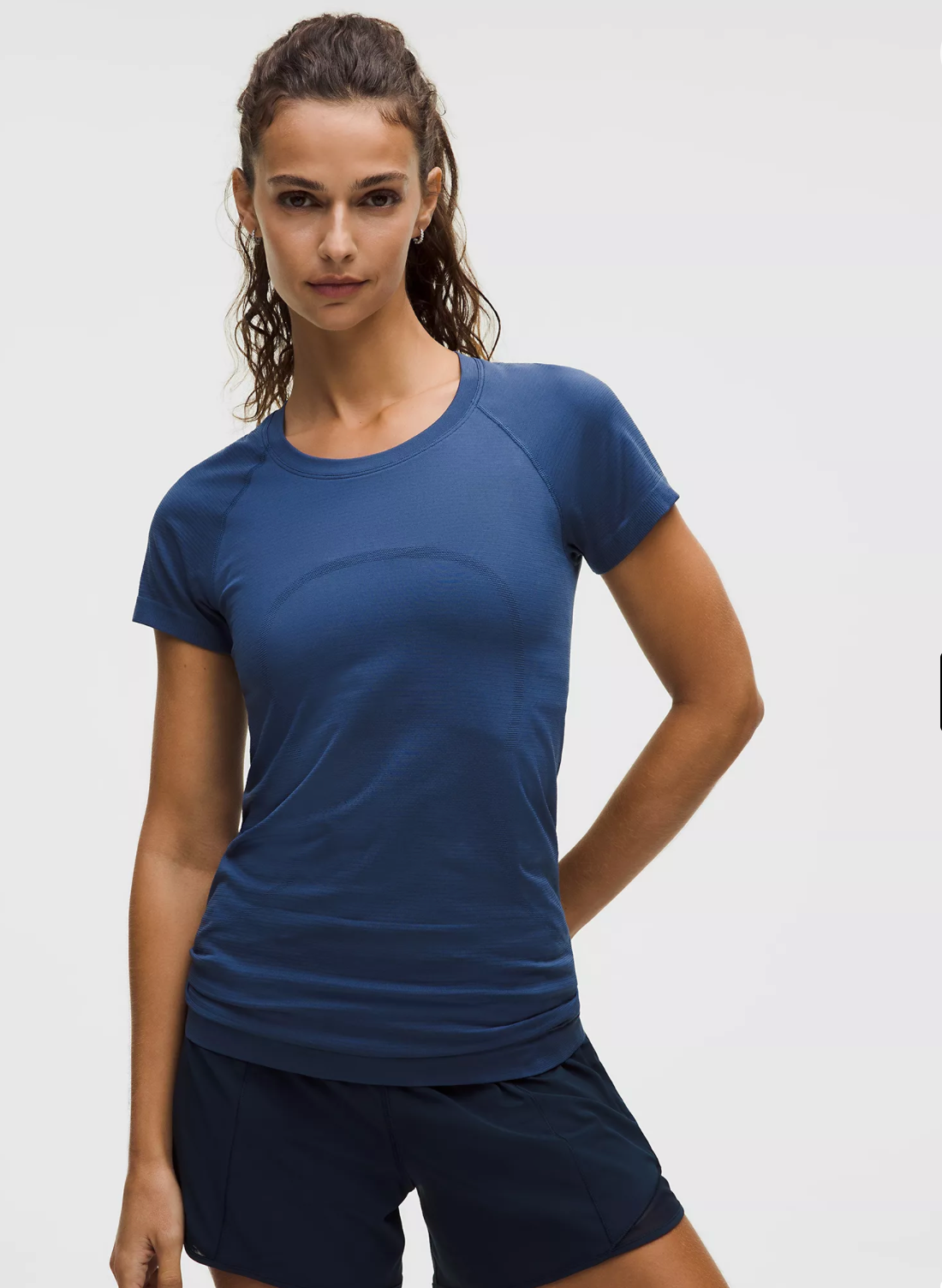 Swiftly Tech Short-Sleeve 2.0 *Hip Length