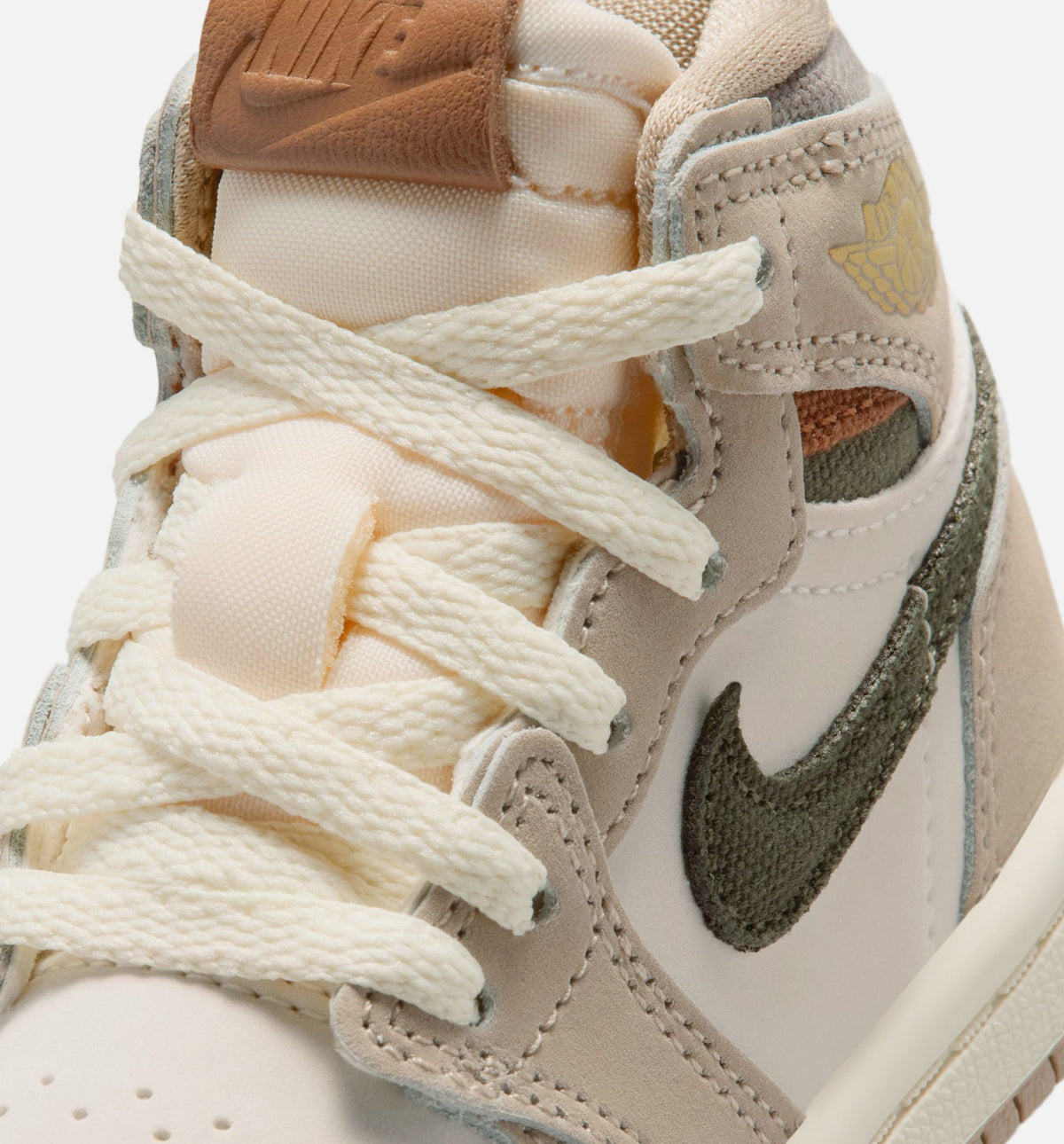Air Jordan 1 Retro High OG Khaki | Infant/Toddler Lifestyle Shoe | Khaki/Sail/Coconut Milk/Cargo Khaki