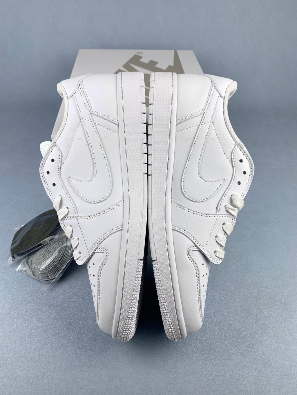 Air Jordan 1 Low All-white Unisex Sneakers DM7866-292