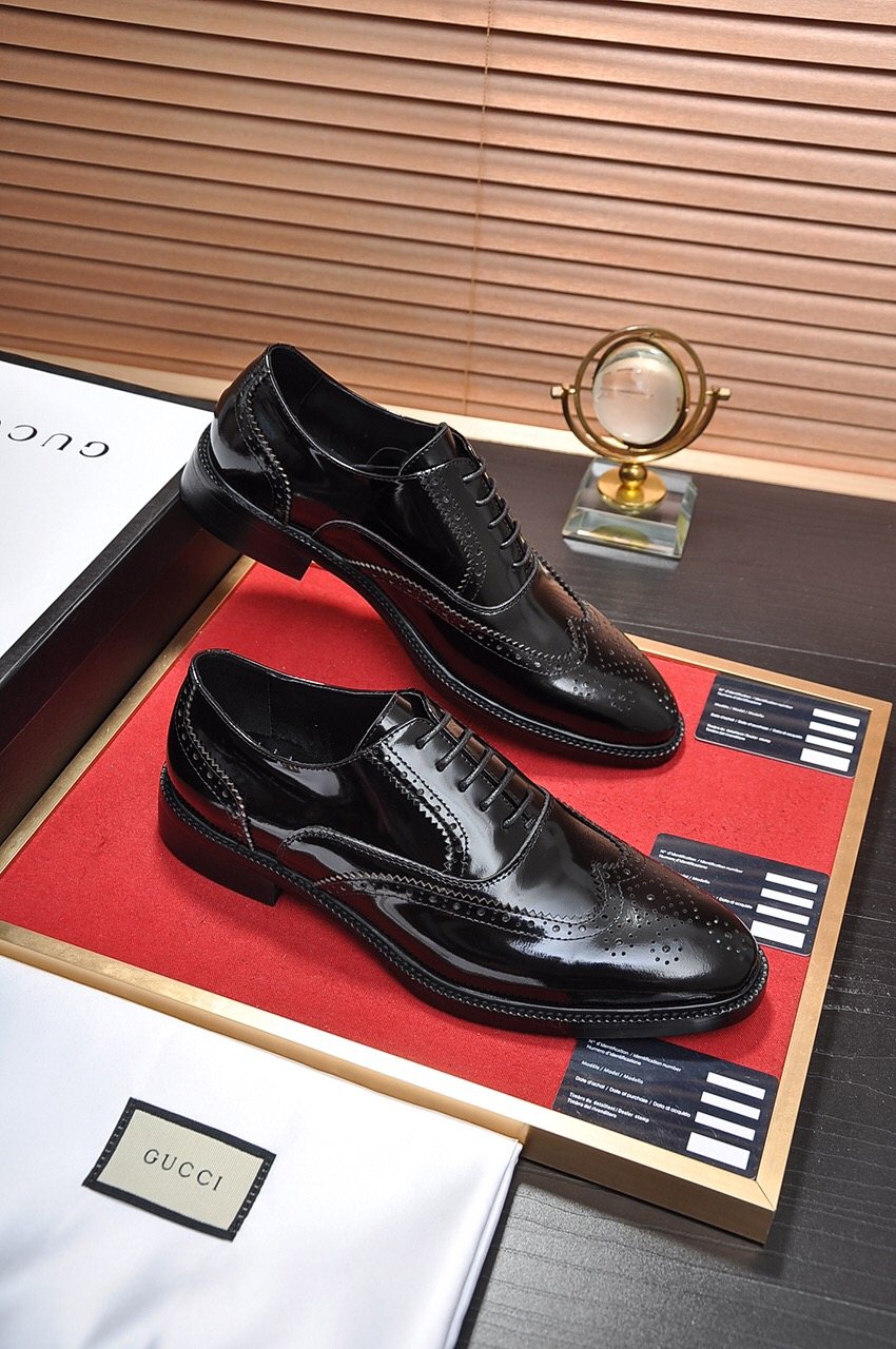 Gucci Men's Glossy Brogue Oxford Shoes
